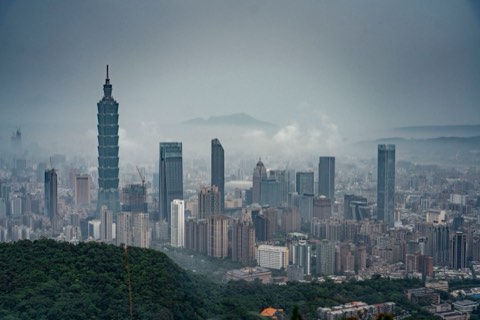 Taipei 101 skyline, the Taiwan storefront window